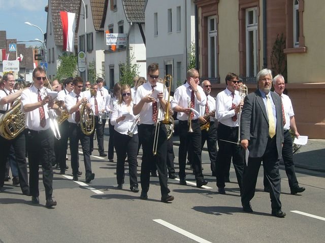phoca_thumb_l_festzug_dudenhofen_4